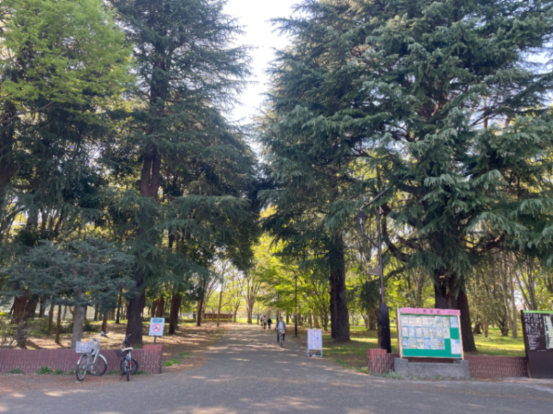 東口のサムネイル