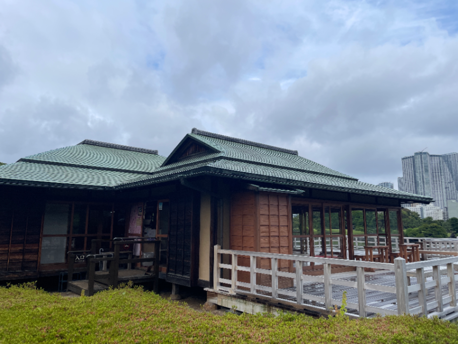中島の御茶屋のサムネイル