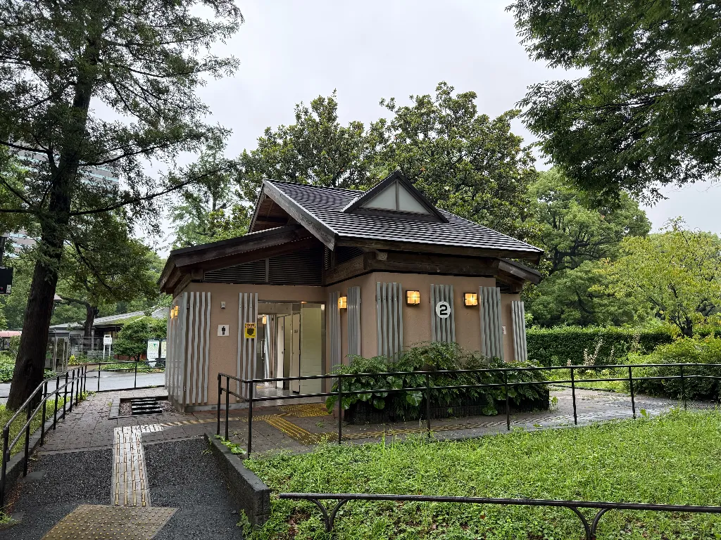 トイレのサムネイル