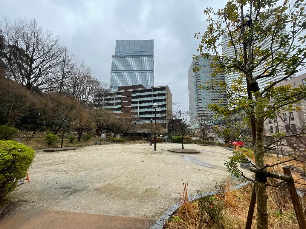 広場のサムネイル